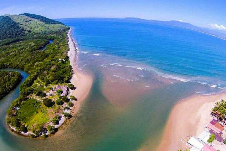 Transporte Turístico en Barra de Potosí, Guerrero. Tours en Barra de Potosí, Guerrero. Actividades en Barra de Potosí, Guerrero. Transporte del Aeropuerto de Ixtapa Zihuatanejo, Guerrero a Hoteles